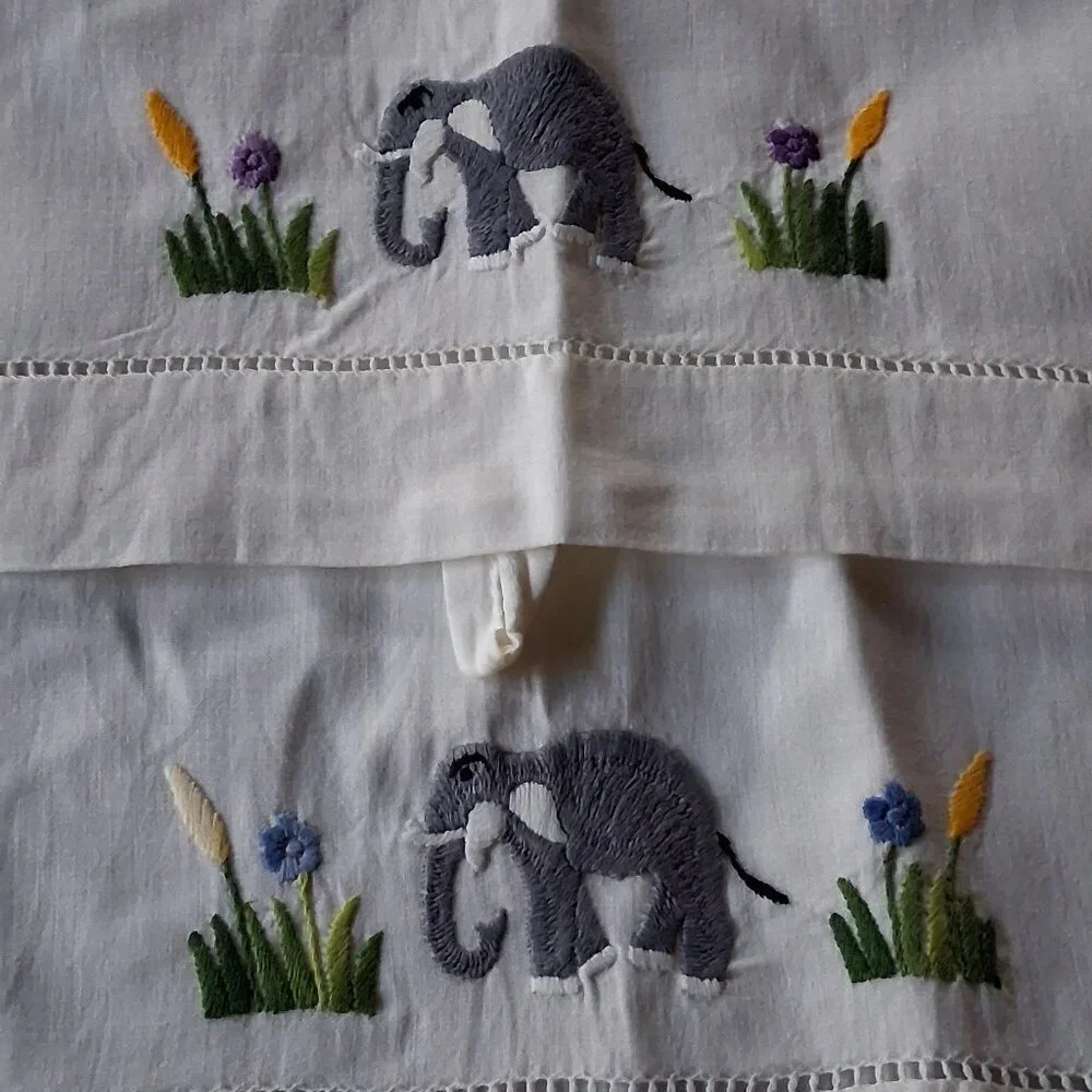 🐘 Elephant Embroidered Hand Towels 🐘🌸 Cotton/Linen Blend • 24